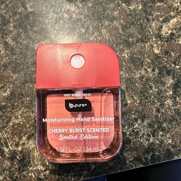 B PURE FALL LIMITED EDITION Hand Sanitizer Spray Cherry Burst & Sweet Blueberry - Picture 2 of 4